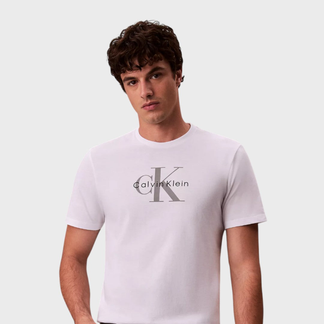 Playera Calvin Klein Blanca (Talla L)