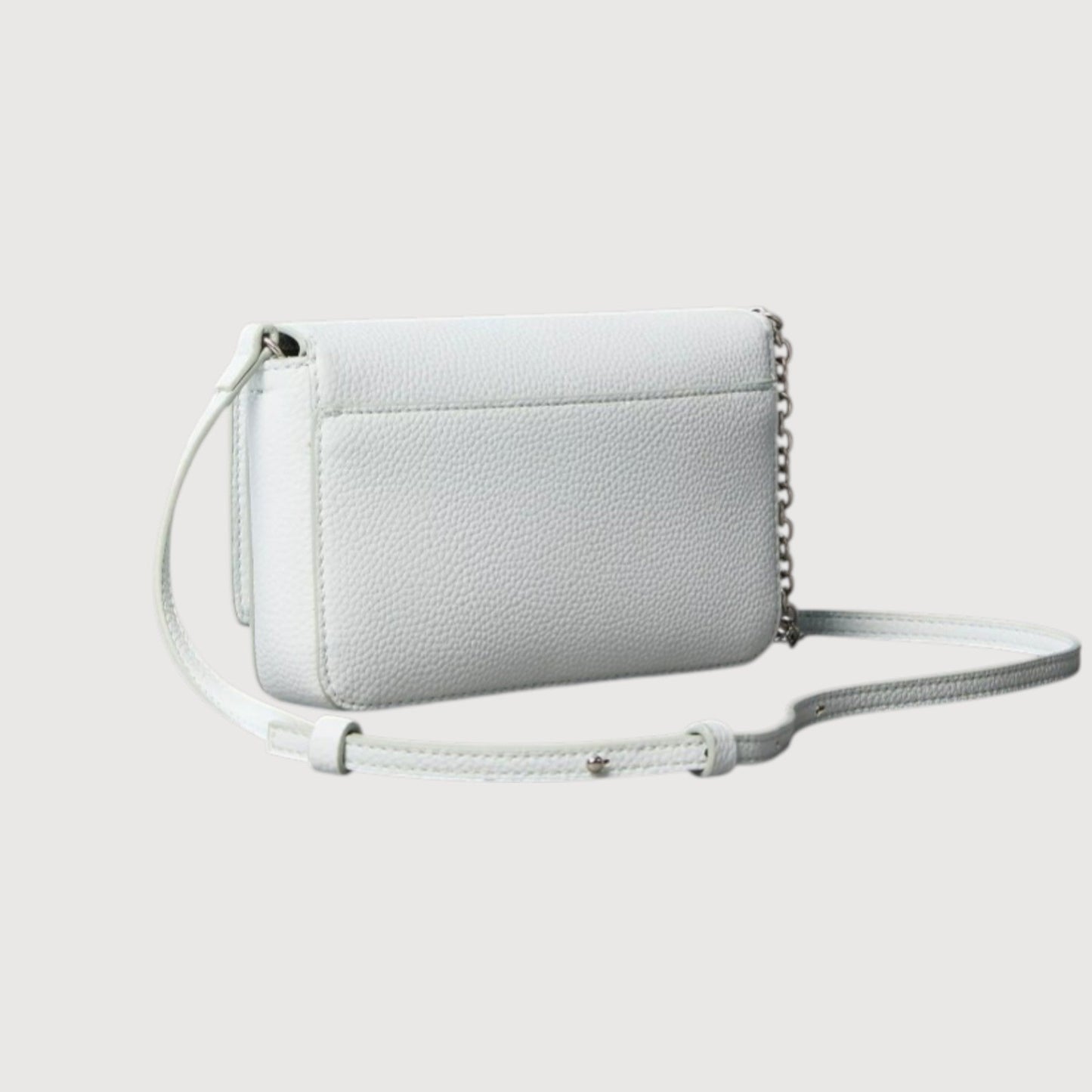 Bolso bandolera con solapa color Gris cielo