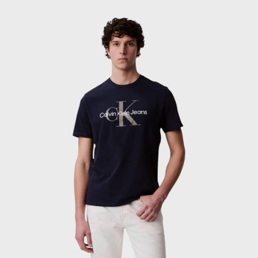 Playera Calvin Klein Azul marino (Talla M)