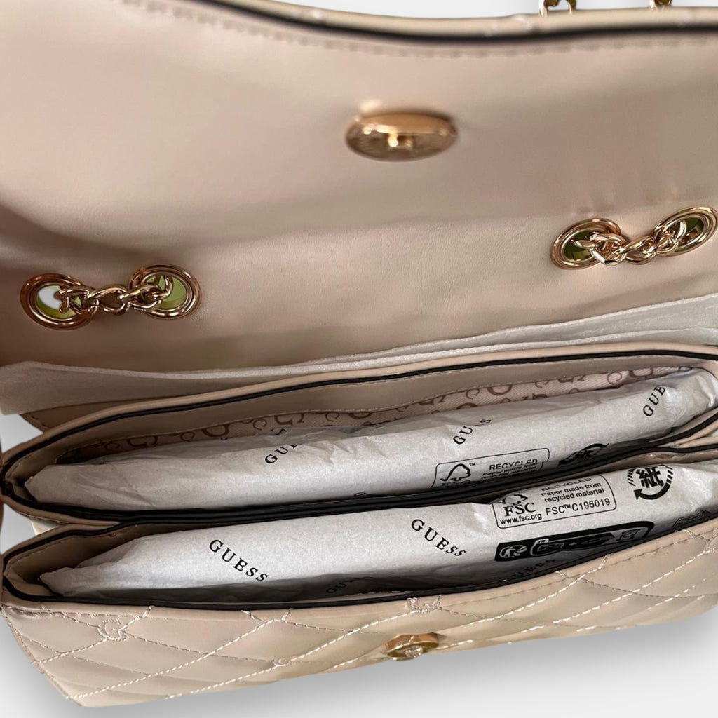 Bolso Crossbody  Guess Ramona Beige con cadena
