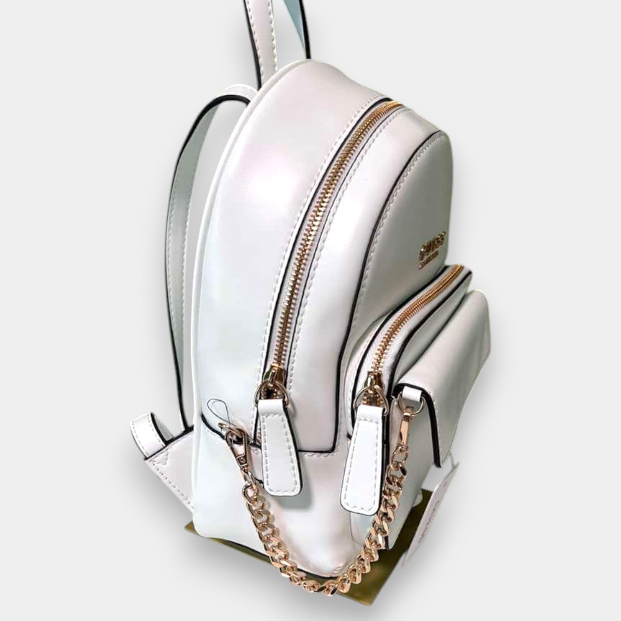 Mochila Guess blanca con cadena
