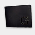 Billetera Guess negra con Logotipo metalico