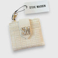 Tarjetero Steve Madden blanco con relieve